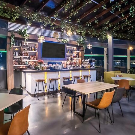 Wyndham Garden Guayaquil Ξενοδοχείο Εξωτερικό φωτογραφία