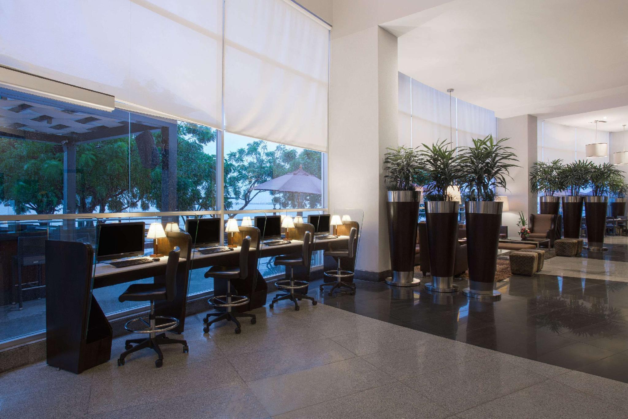 Wyndham Garden Guayaquil Ξενοδοχείο Εξωτερικό φωτογραφία