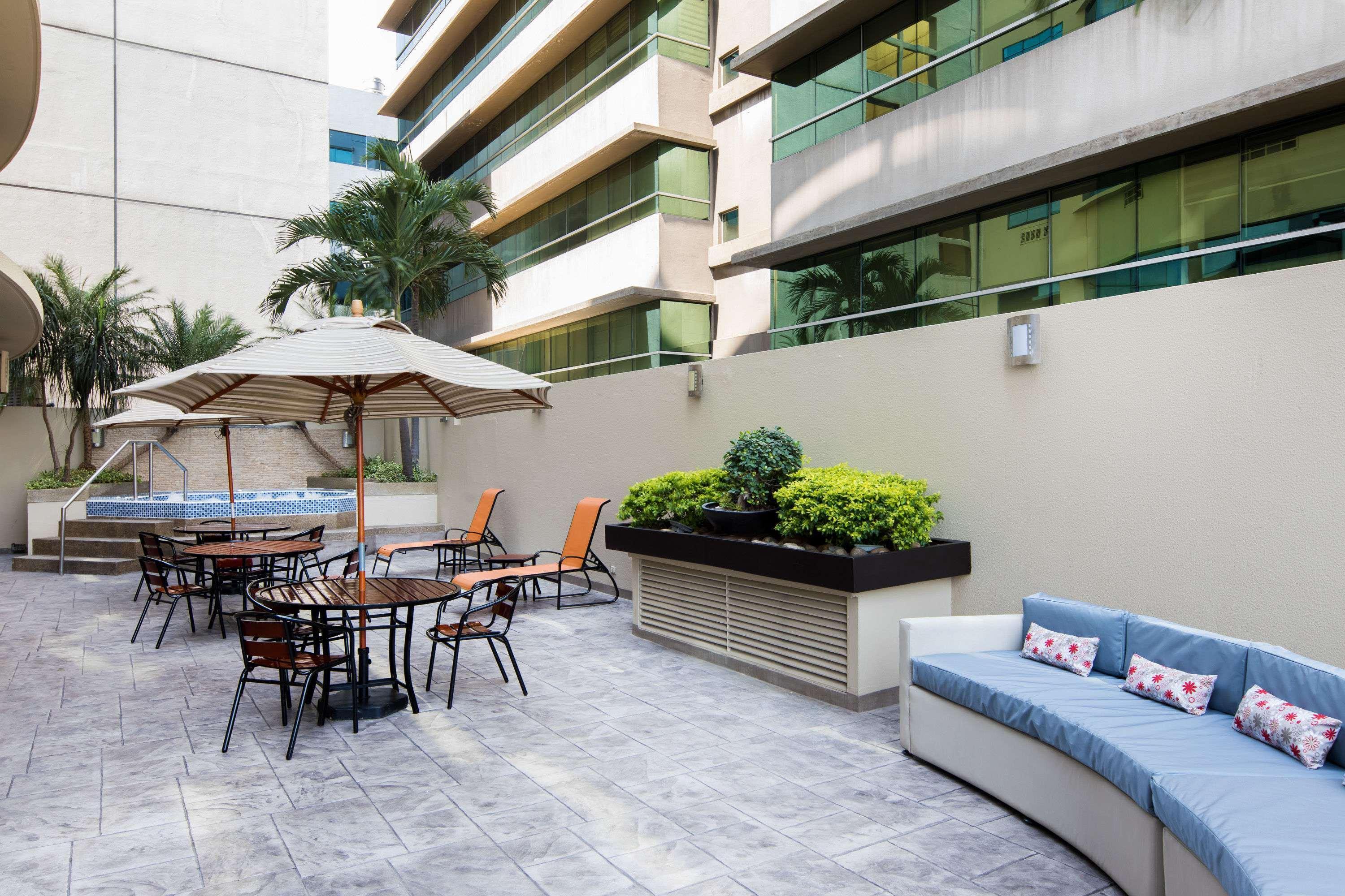 Wyndham Garden Guayaquil Ξενοδοχείο Εξωτερικό φωτογραφία