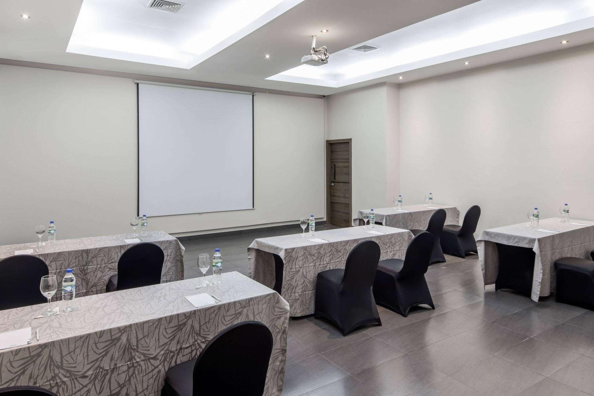 Wyndham Garden Guayaquil Ξενοδοχείο Εξωτερικό φωτογραφία