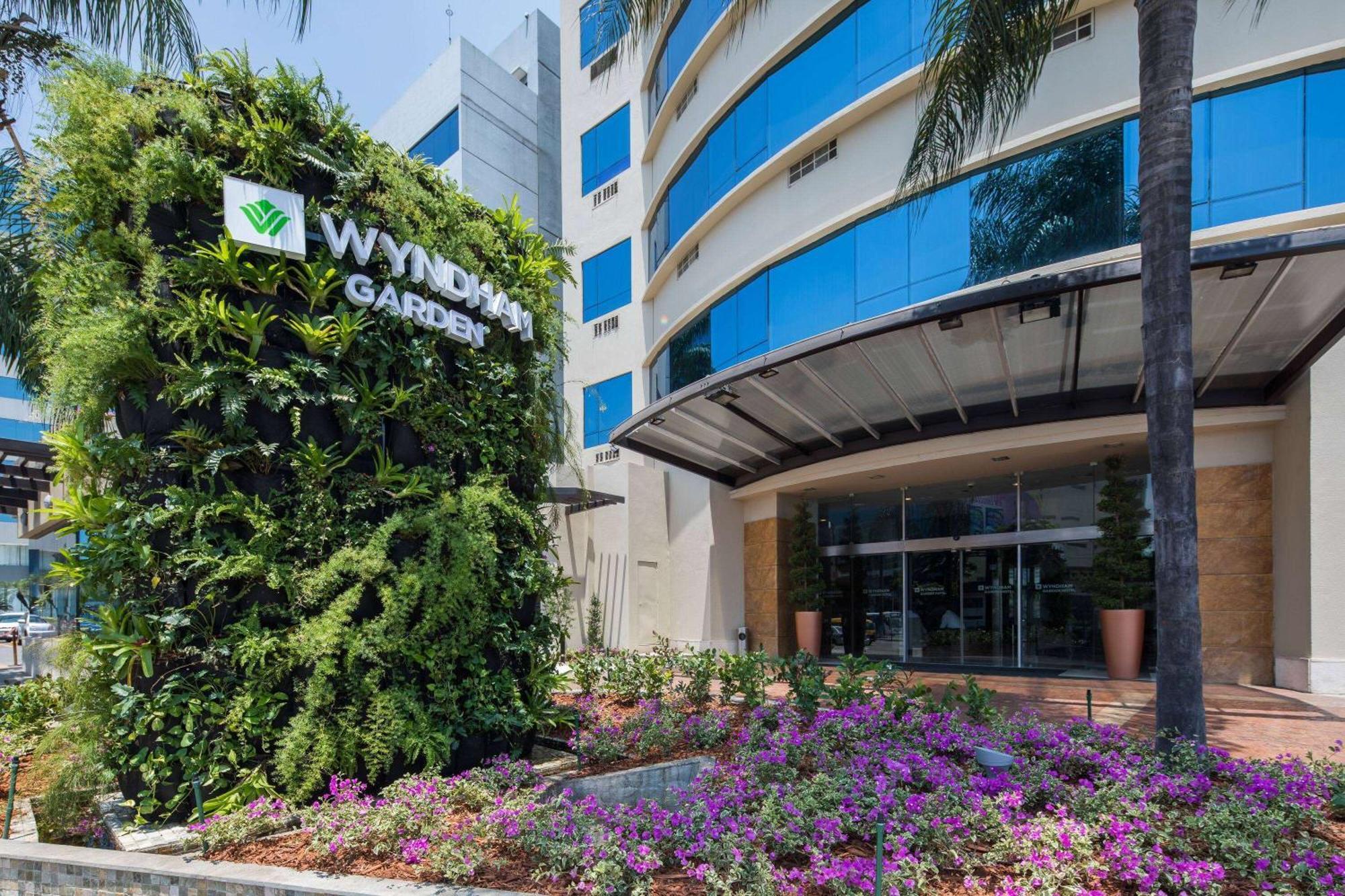 Wyndham Garden Guayaquil Ξενοδοχείο Εξωτερικό φωτογραφία
