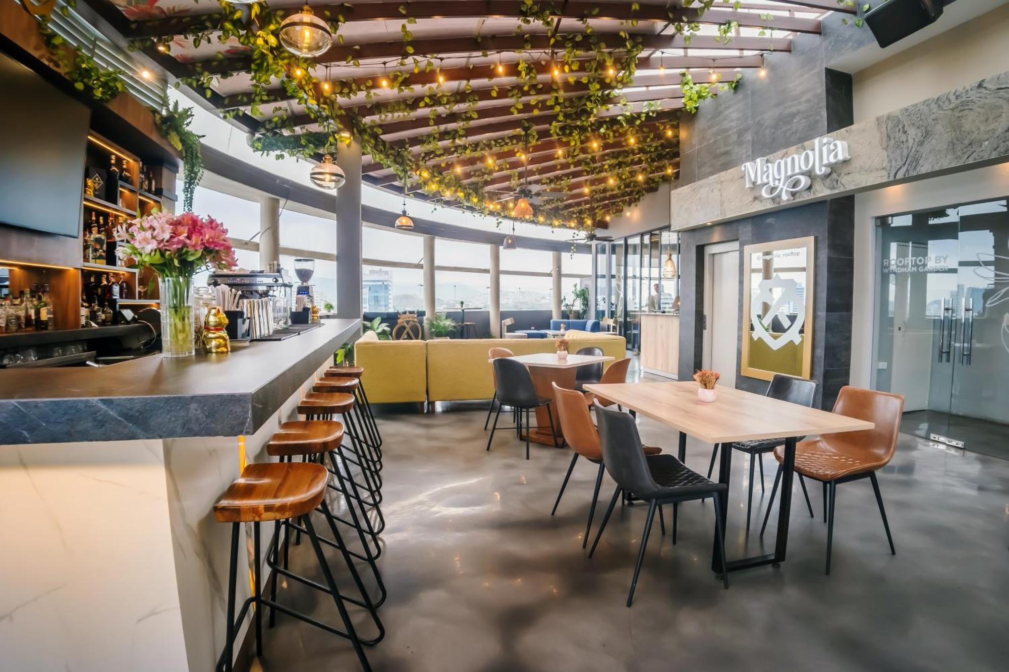 Wyndham Garden Guayaquil Ξενοδοχείο Εξωτερικό φωτογραφία
