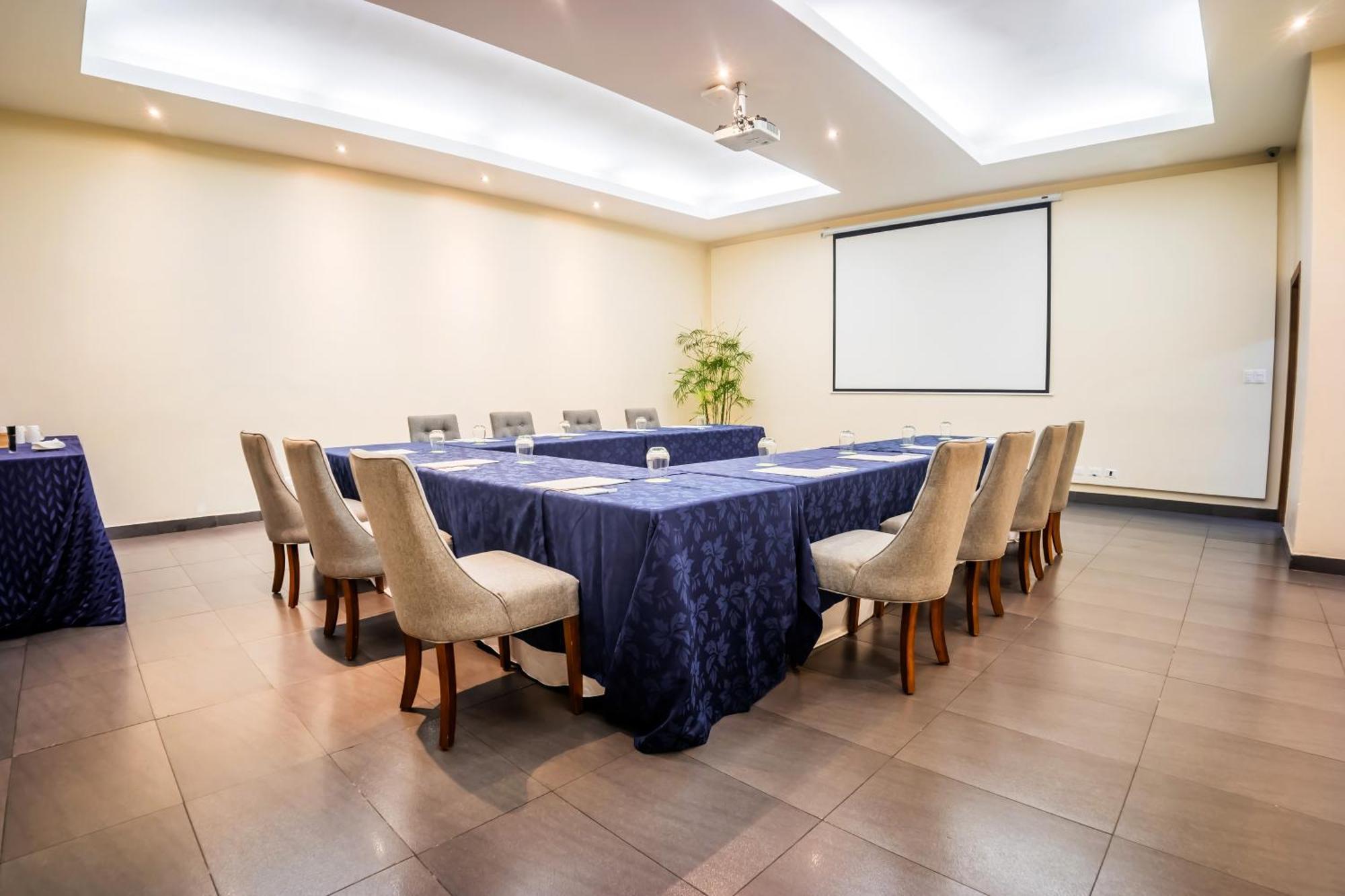 Wyndham Garden Guayaquil Ξενοδοχείο Εξωτερικό φωτογραφία
