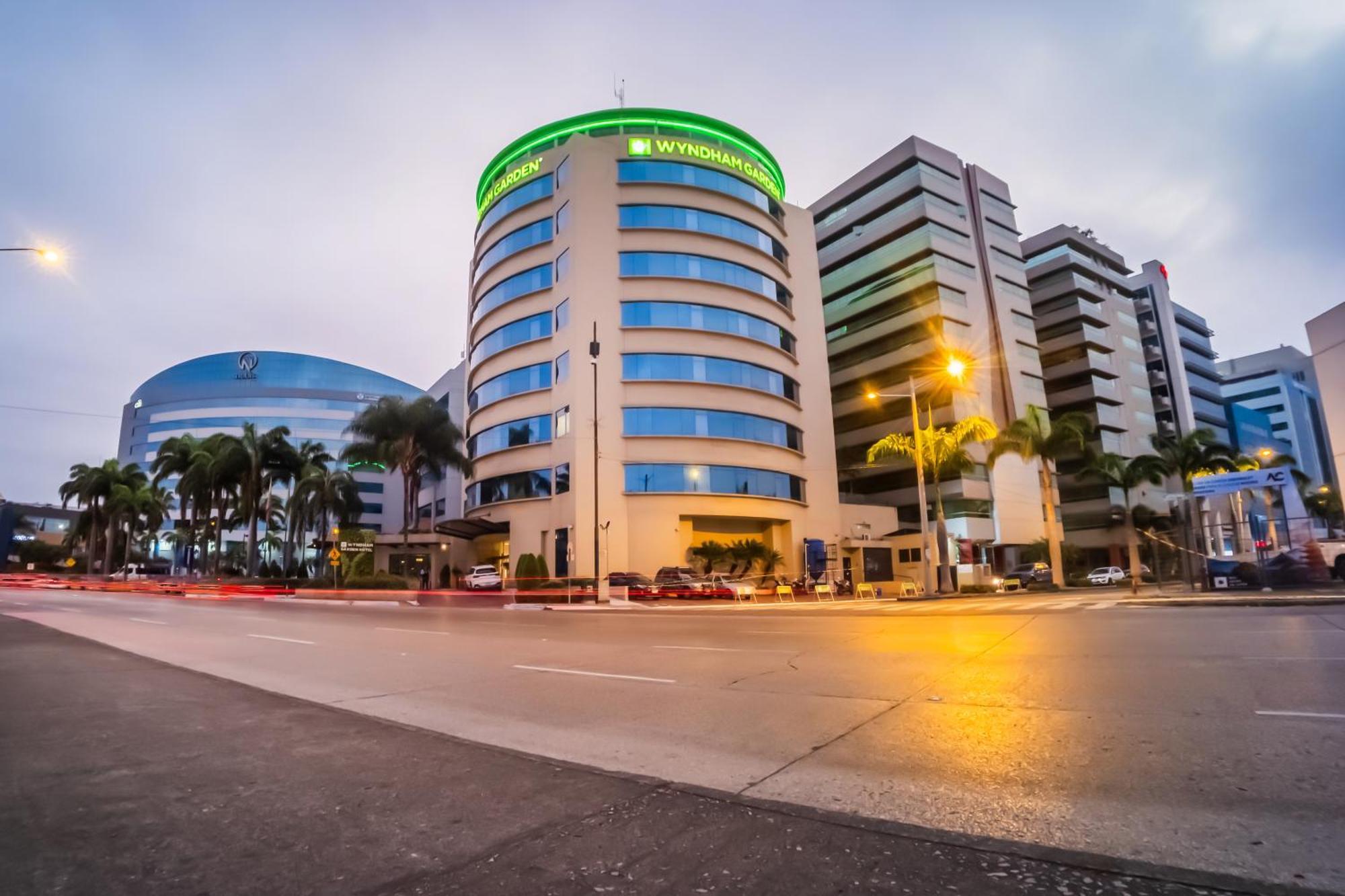 Wyndham Garden Guayaquil Ξενοδοχείο Εξωτερικό φωτογραφία